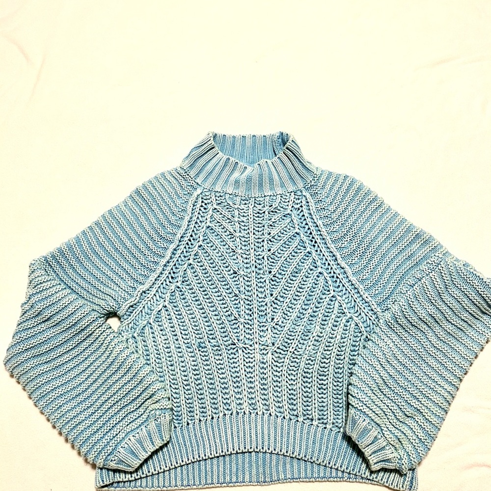 Free people blue knitted sweater size small